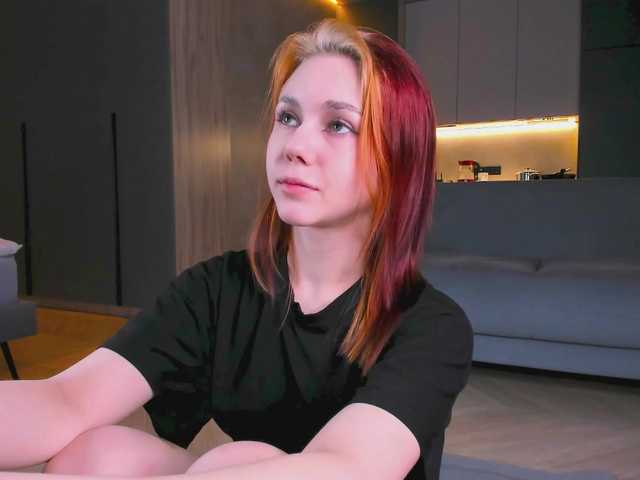 Cute1yoga live cam on BongaCams
