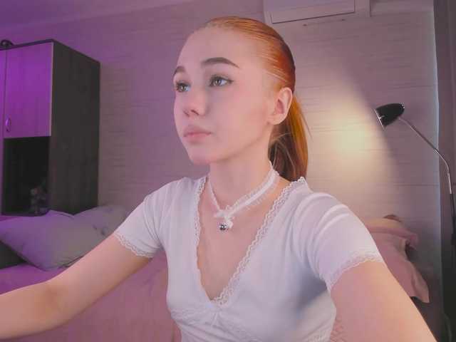 Cute1yoga live cam on BongaCams