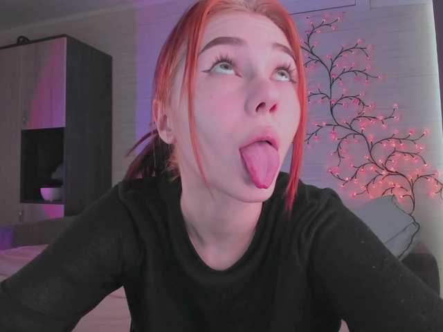 Cute1yoga live cam on BongaCams