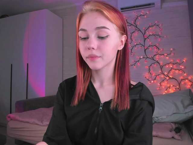Cute1yoga live cam on BongaCams
