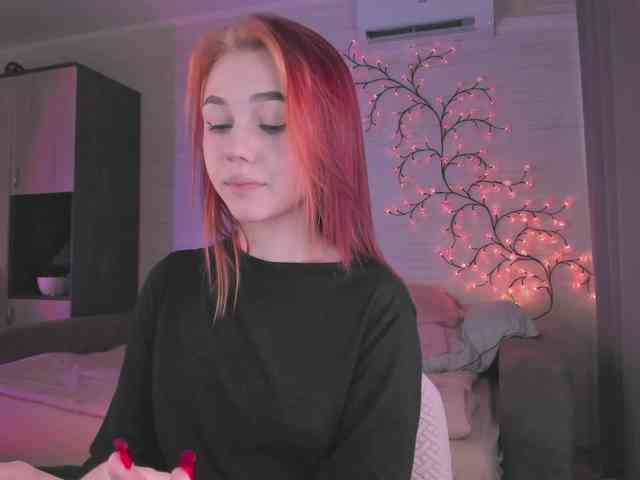 Cute1yoga webcam