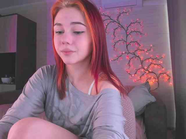 Cute1yoga webcam