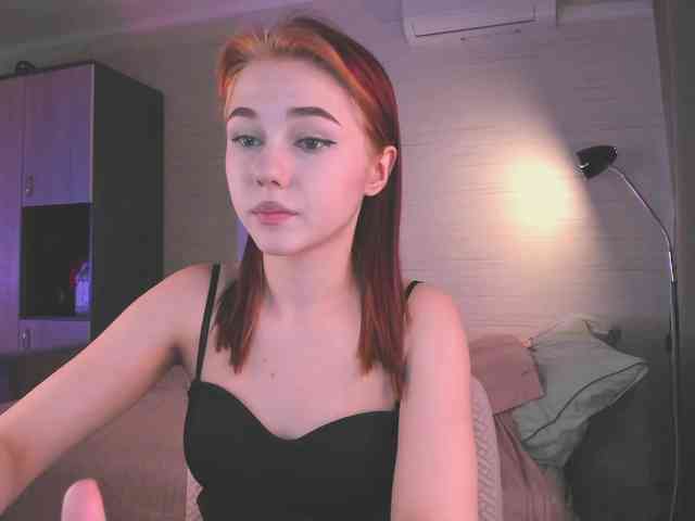 Cute1yoga webcam