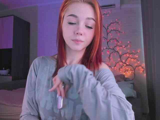 Cute1yoga webcam