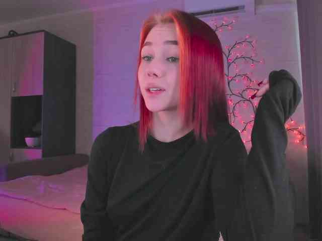 Cute1yoga webcam