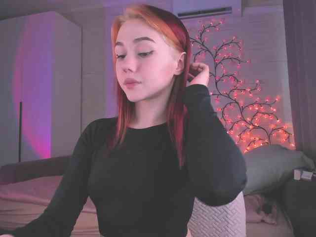 Cute1yoga webcam