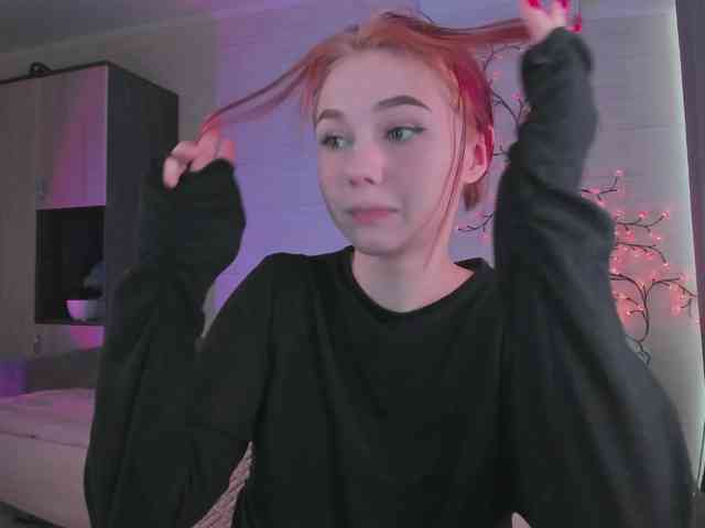 Cute1yoga webcam