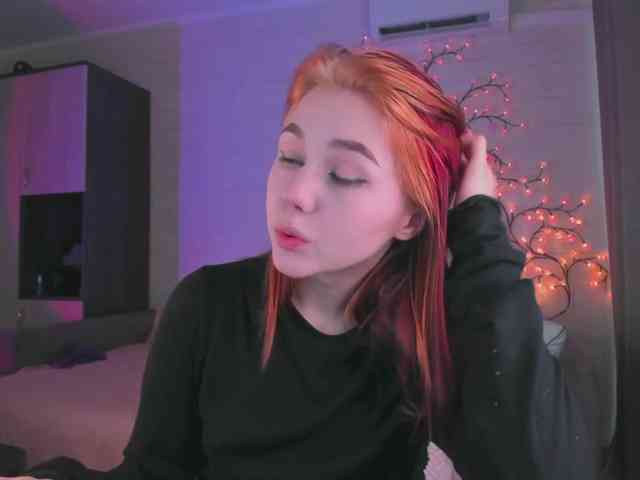 Cute1yoga webcam