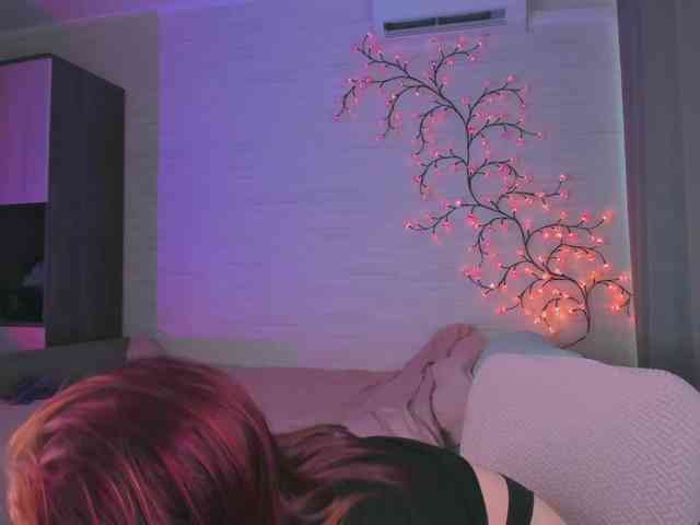 Cute1yoga webcam