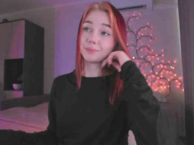 Cute1yoga webcam