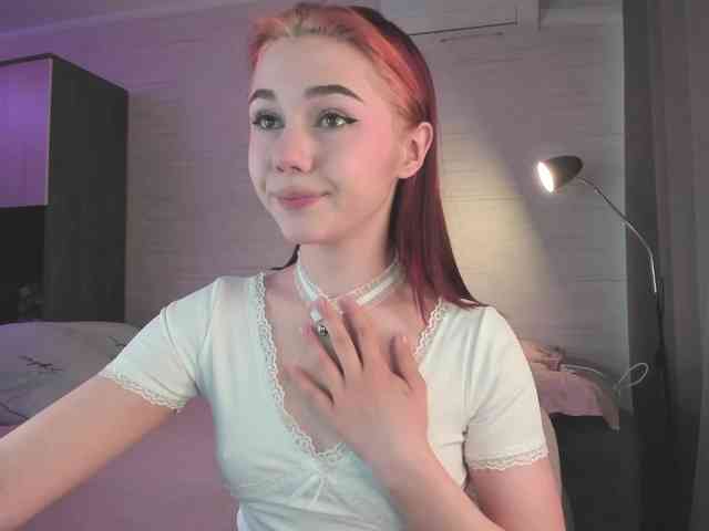 Cute1yoga webcam