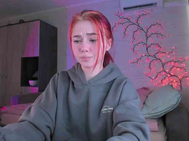 Cute1yoga webcam