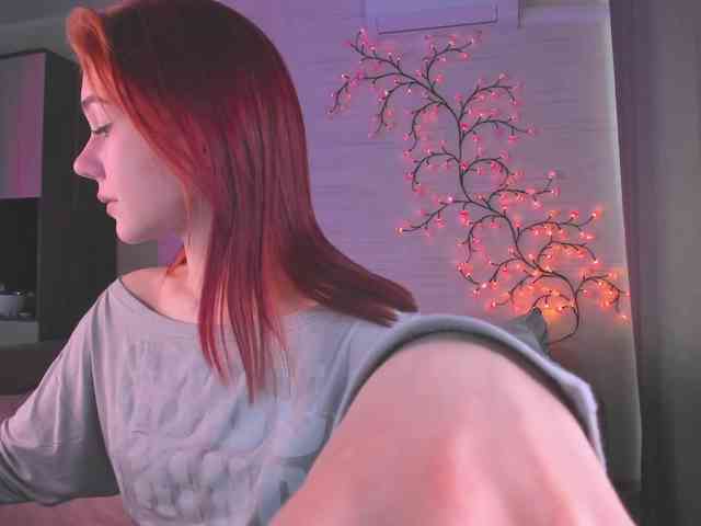 Cute1yoga webcam