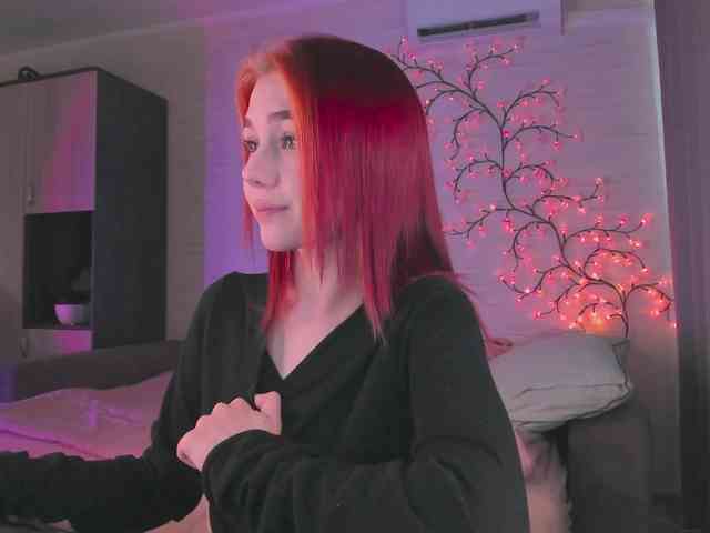 Cute1yoga webcam