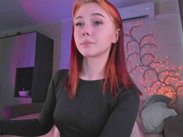 Cute1yoga webcam
