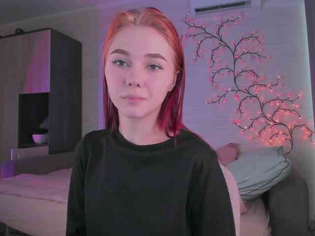 Cute1yoga webcam