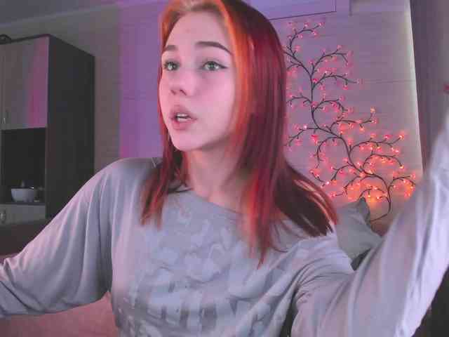 Cute1yoga webcam