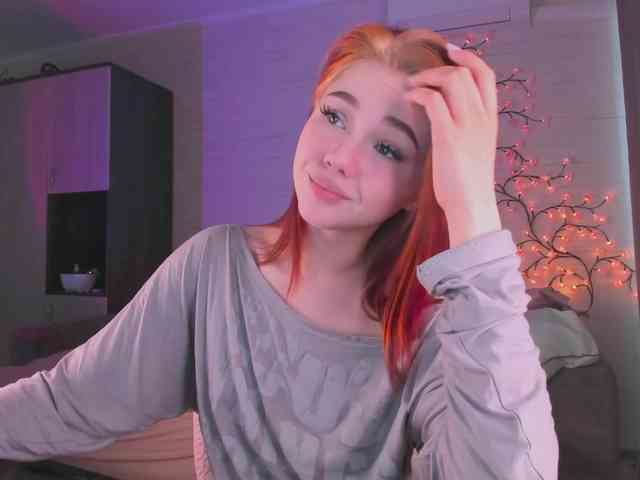Cute1yoga webcam