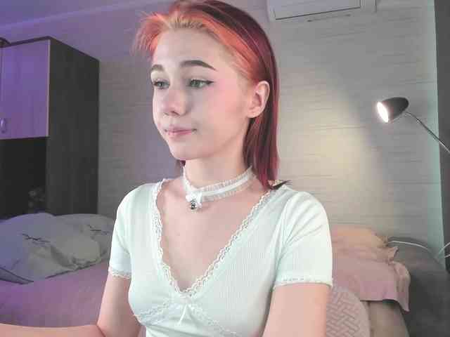 Cute1yoga webcam