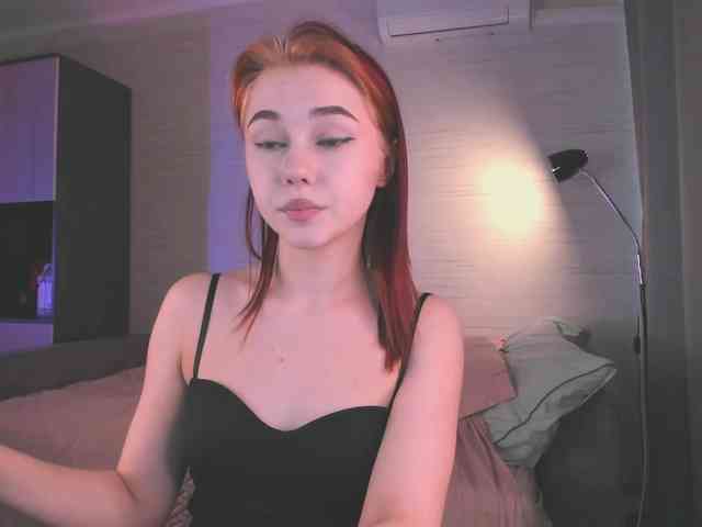 Cute1yoga webcam