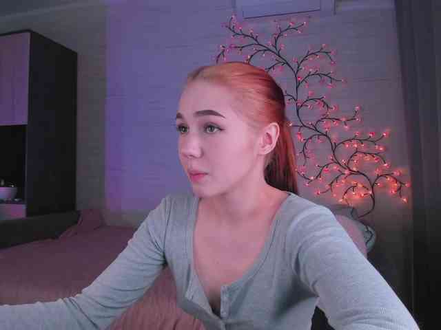 Cute1yoga webcam