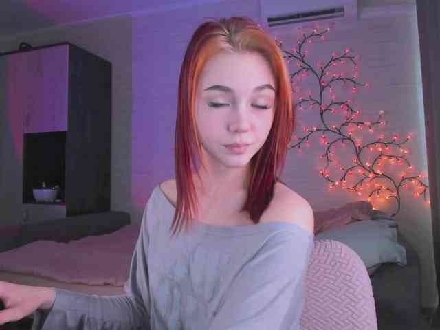Cute1yoga webcam