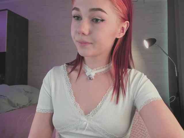 Cute1yoga webcam