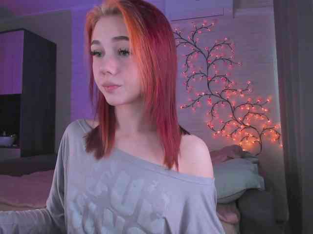 Cute1yoga webcam
