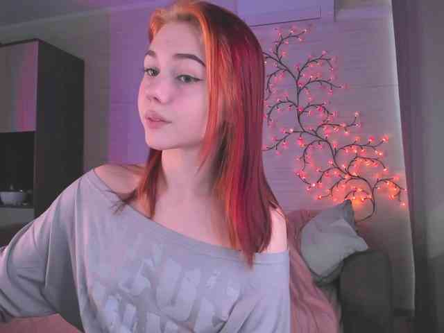 Cute1yoga webcam