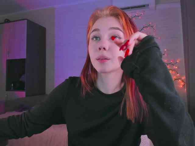 Cute1yoga webcam