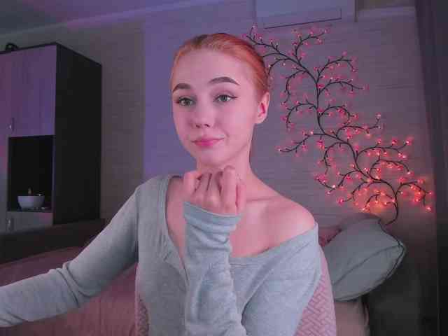 Cute1yoga webcam