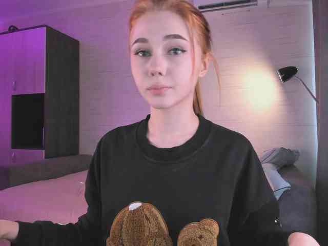 Cute1yoga webcam