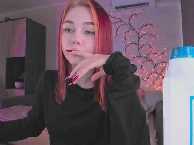 Cute1yoga webcam
