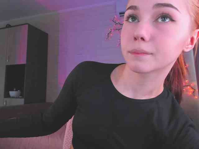 Cute1yoga webcam