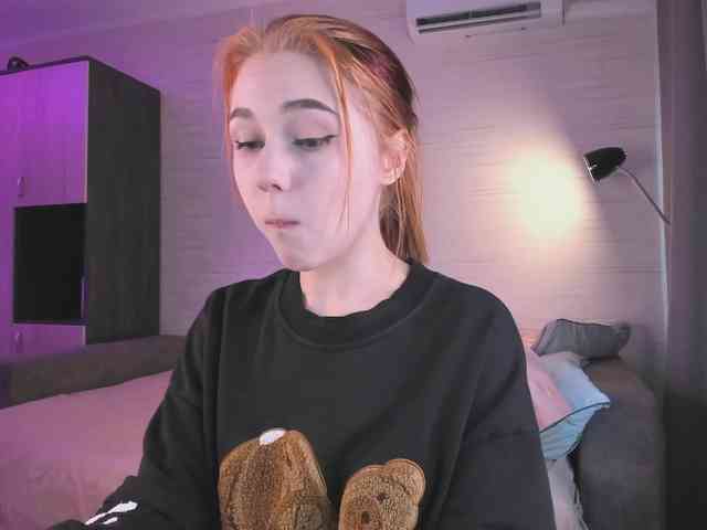 cute1yoga's live room