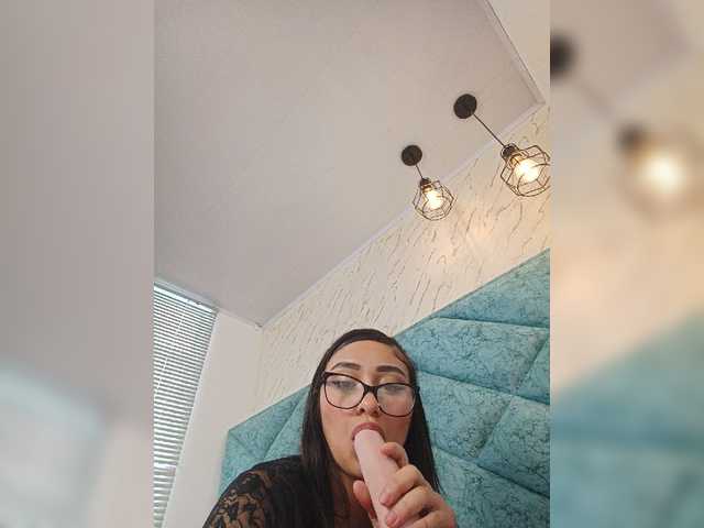 MiaBleak live cam on BongaCams