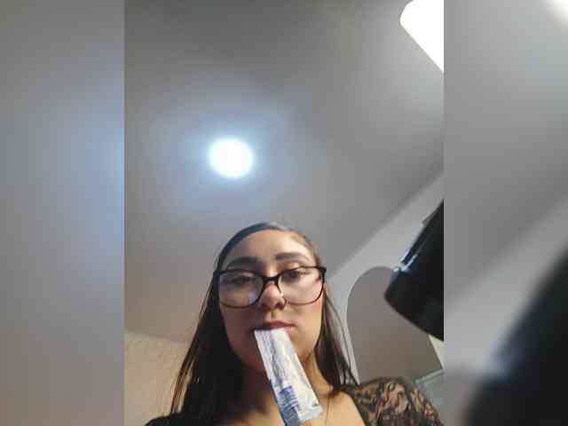 MiaBleak webcam