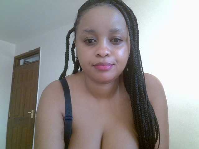 candicetylah live cam on BongaCams
