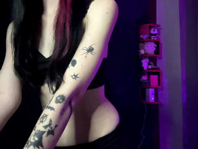 ZlataKim live cam on BongaCams