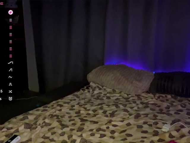 ZlataKim live cam on BongaCams