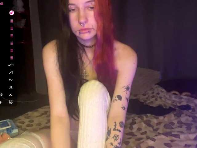 ZlataKim live cam on BongaCams
