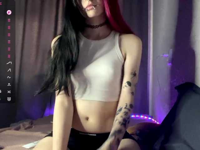 ZlataKim live cam on BongaCams