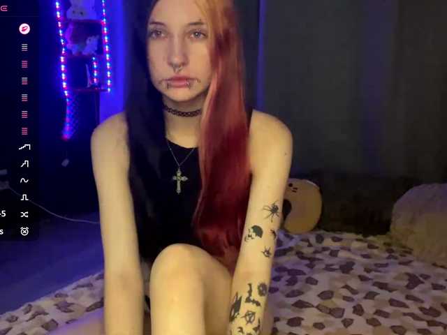 ZlataKim live cam on BongaCams
