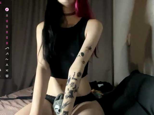 ZlataKim live cam on BongaCams