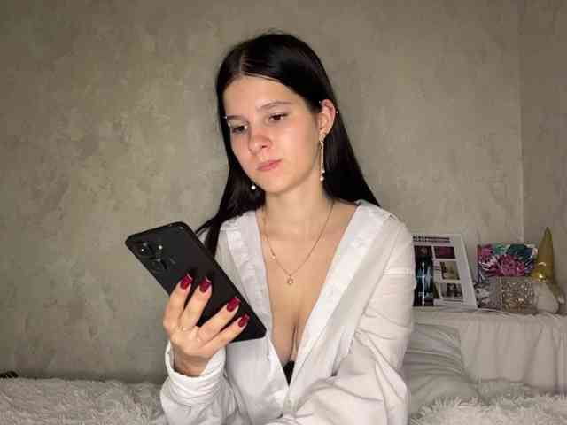 FionaGinger webcam