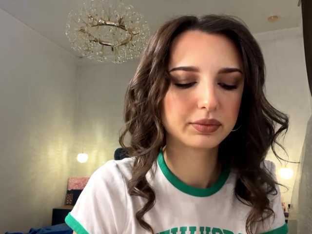 AmilyGlamour live cam on BongaCams