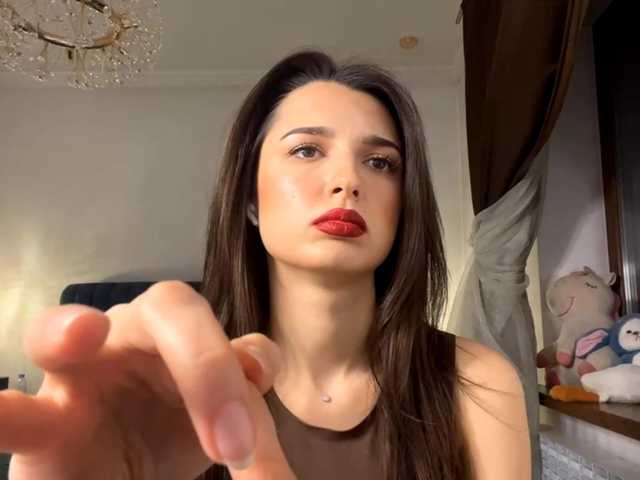 AmilyGlamour live cam on BongaCams