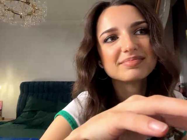 AmilyGlamour live cam on BongaCams