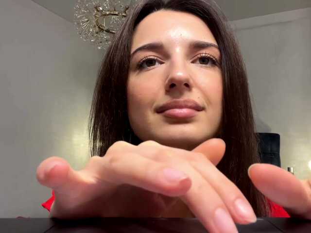 AmilyGlamour live cam on BongaCams