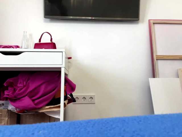 AmilyGlamour live cam on BongaCams